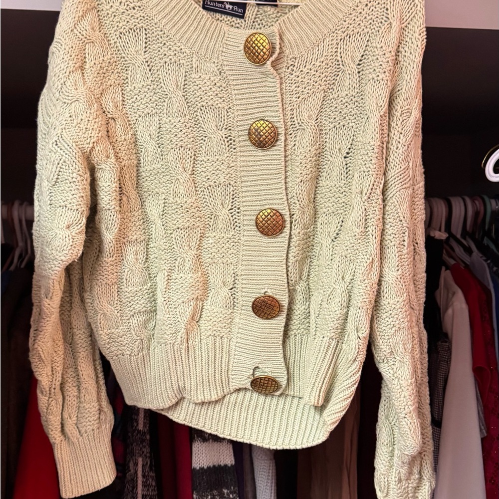 Elegant Cream Cable Knit Cardigan
